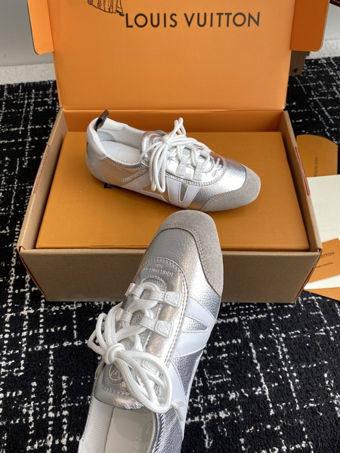 LOU1VTON SNEAKER