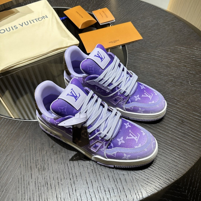 LOU1VTON SNEAKER