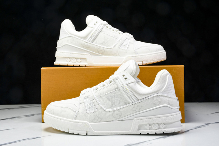 LOU1VTON SNEAKER