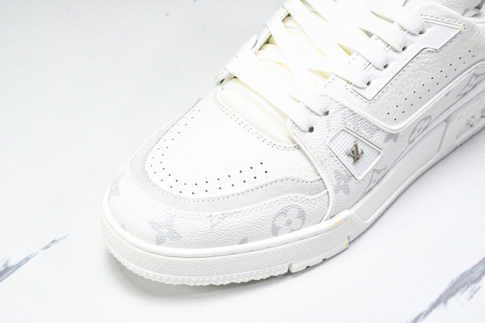 LOU1VTON SNEAKER