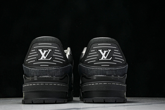 LOU1VTON SNEAKER