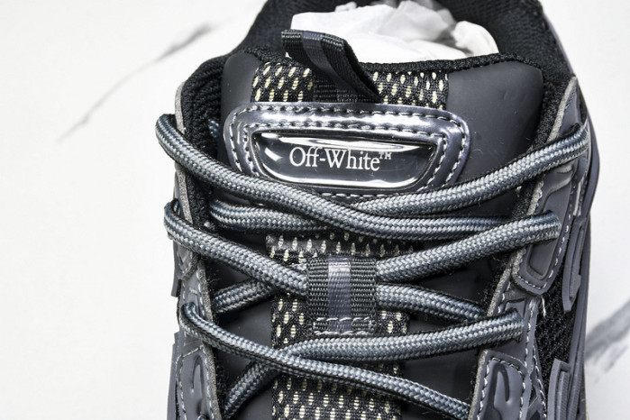OFF-WHITE BE RIGHT BACK