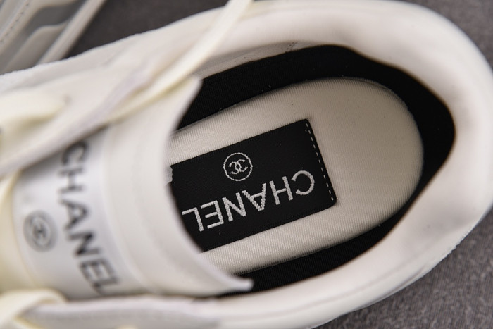 ch*nel sneaker