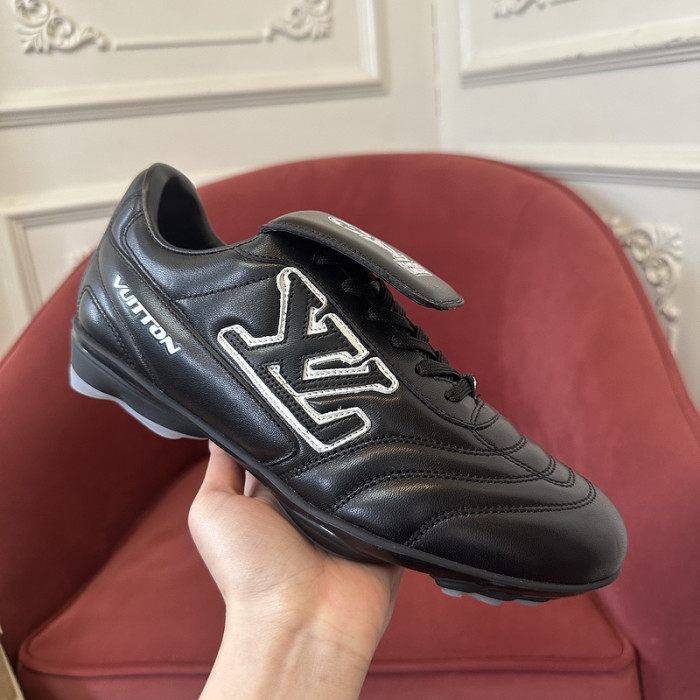 LOU1VTON SNEAKER