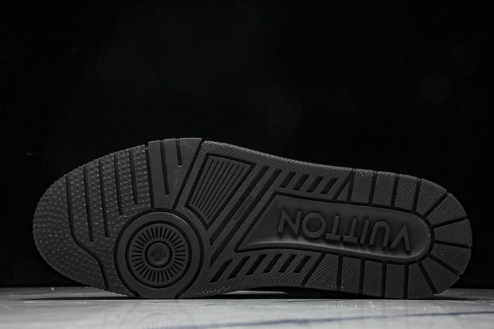LOU1VTON SNEAKER