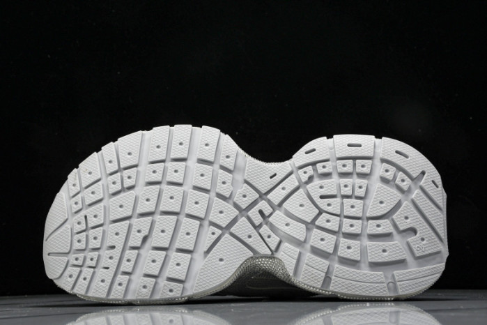 BLCG RUNNER SNEAKER (crystal)