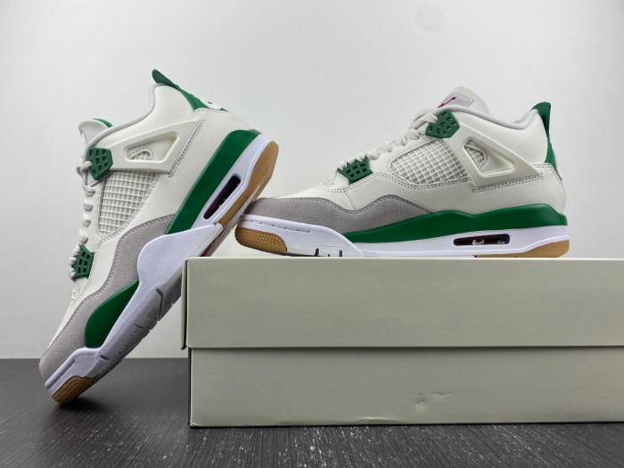 air jordan 4 retro sb pine green dr5415-103