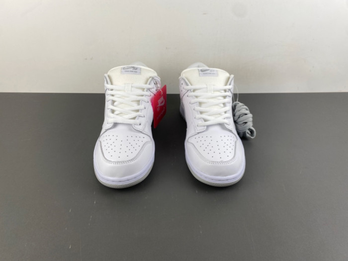 2025 Svp*me x nike dunk low sb hq8487-100