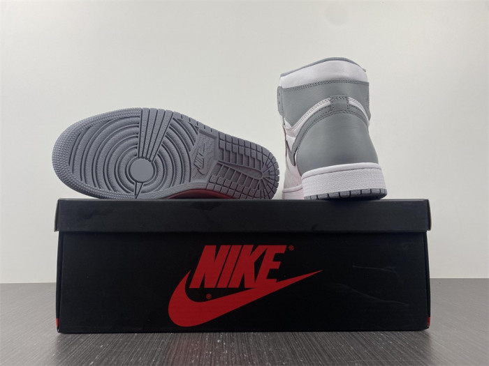 air jordan 1 high og "stealth" 555088-037