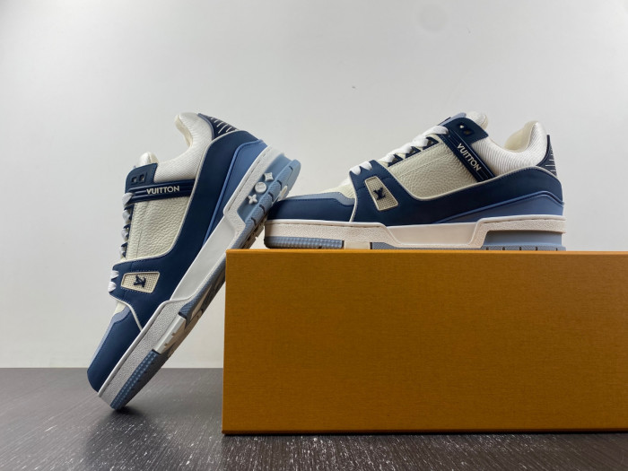 LOU1VTON trainer (EU47)