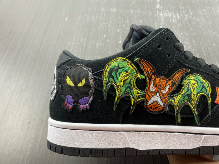 neckFa*e x nike sb dunk low dq4488-001