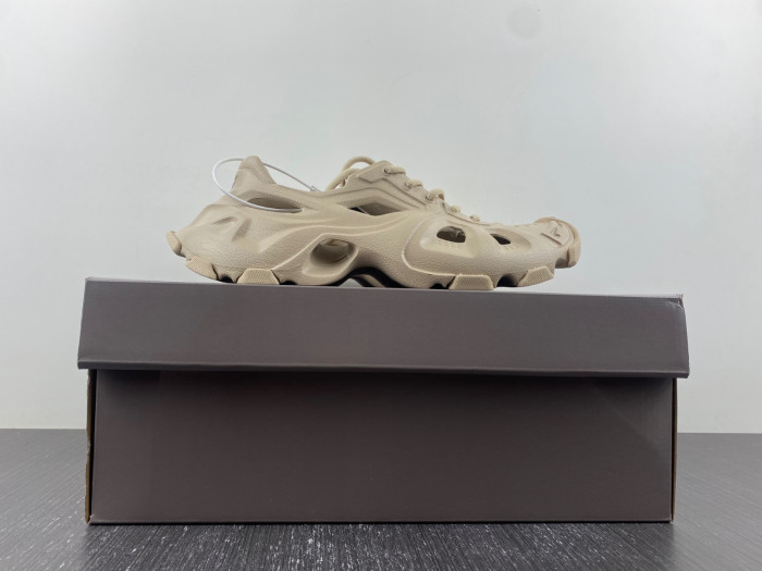 blc* hd lace-up sneaker