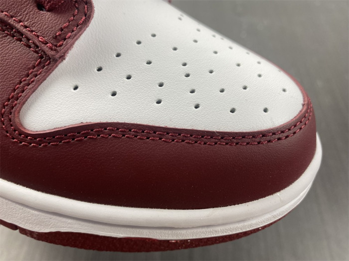 nike dunk low bordeaux dd1503-108