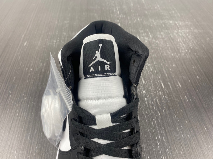 air jordan 1 mid "black/white" dv0991-101