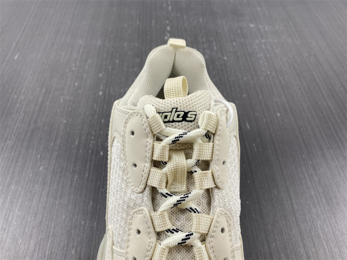 blc* triple s trainer