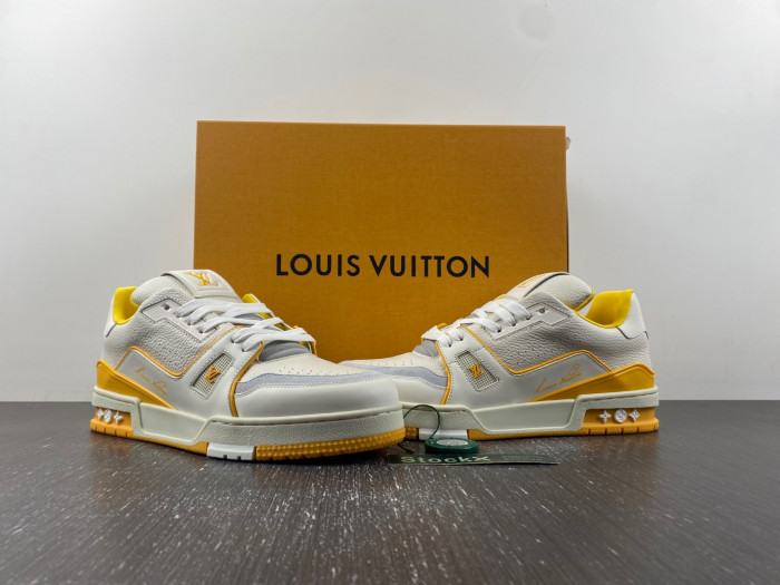 LOU1VTON trainer (EU47)