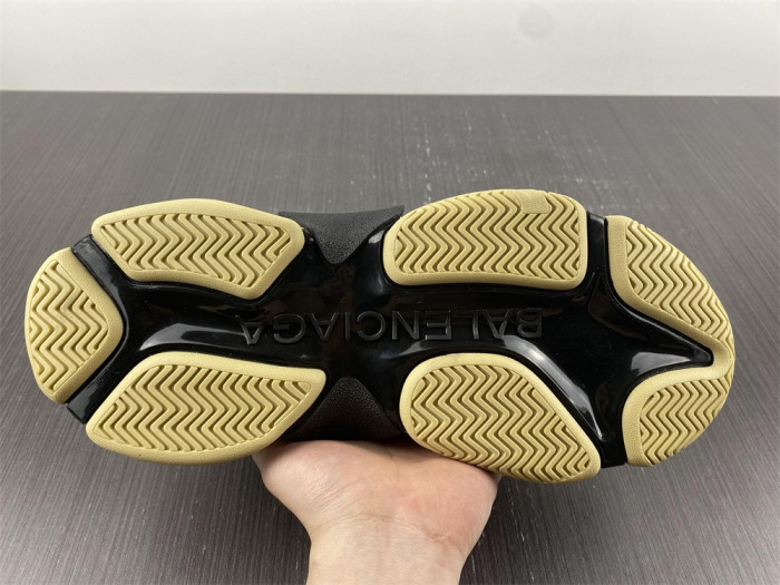 blc* triple s trainer