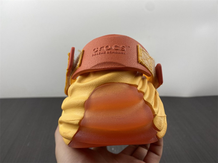 Cr*0*s pollex clog by salehe bembury urchin