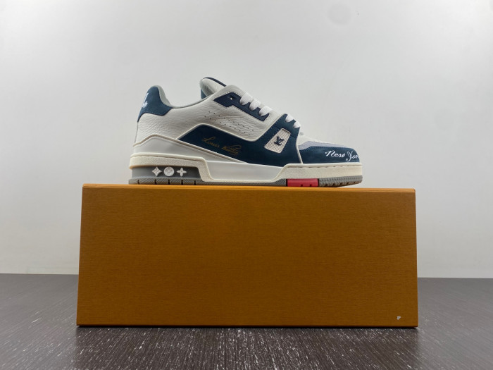 LOU1VTON trainer (EU47)