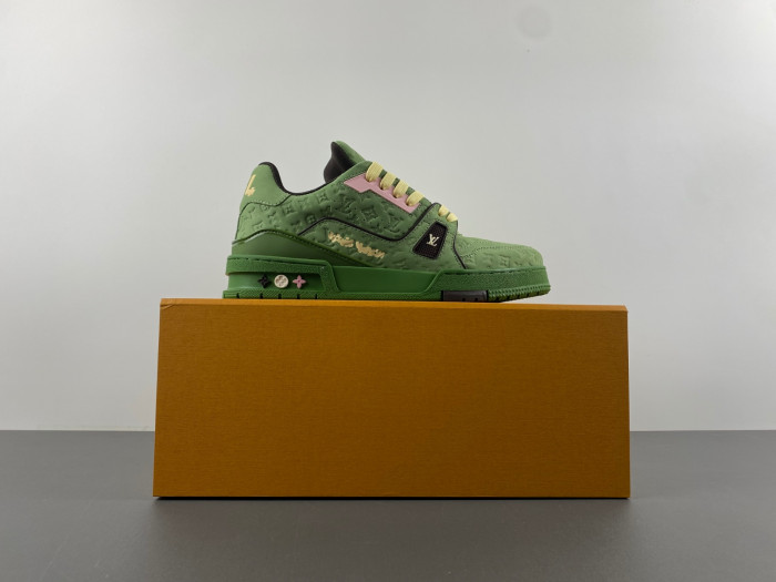 LOU1VTON trainer (EU47)