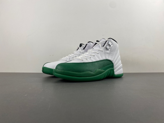 Air Jordan 12“Bucks” CT8013-100