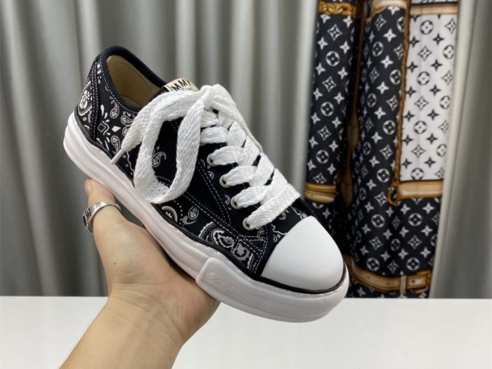 Ma*s*n mihara yasuhiro low-top sneakers mmy-031