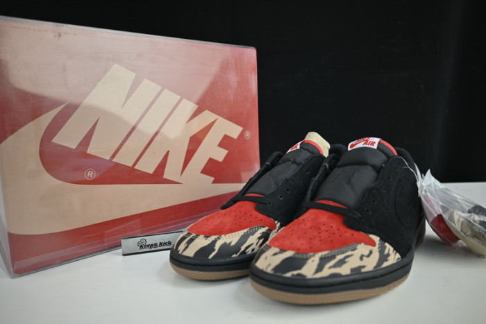 solefly x air jordan 1 low dn3400 001