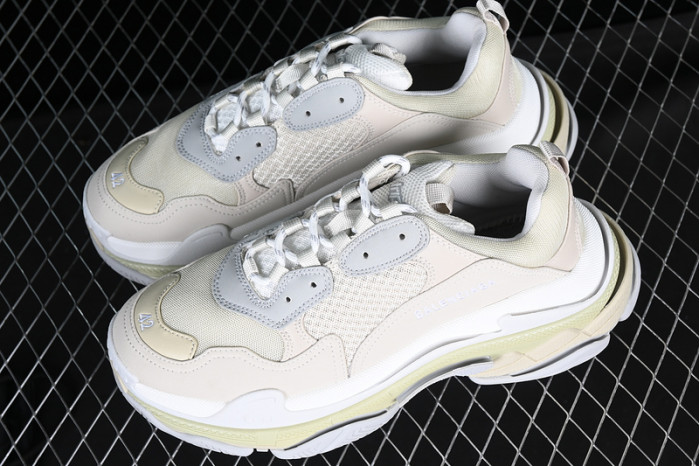 blc* triple s trainer