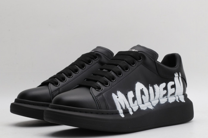 Mcqv*en oversized sneaker