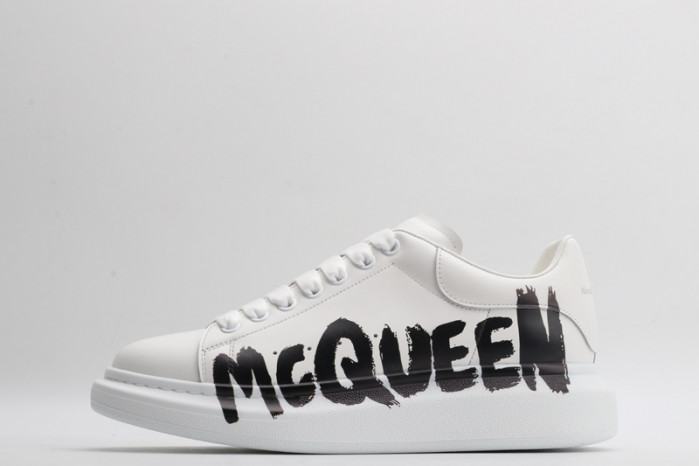Mcqv*en oversized sneaker