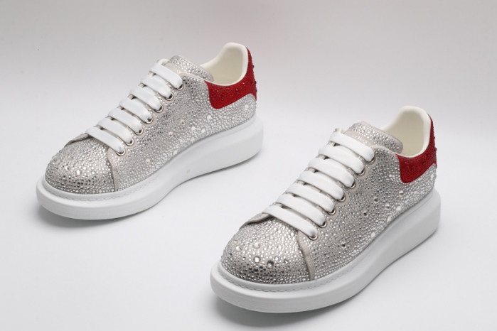 Mcqv*en oversized sneaker