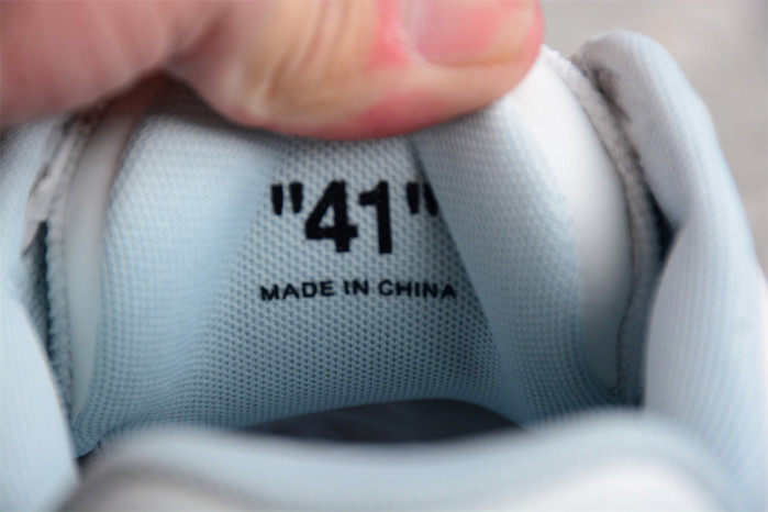 OFF-WHITE Out Of Office