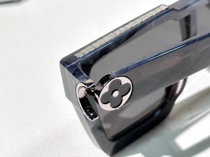 lou1_ton sunglasses 202304004