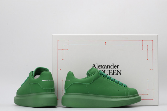 Mcqv*en oversized sneaker