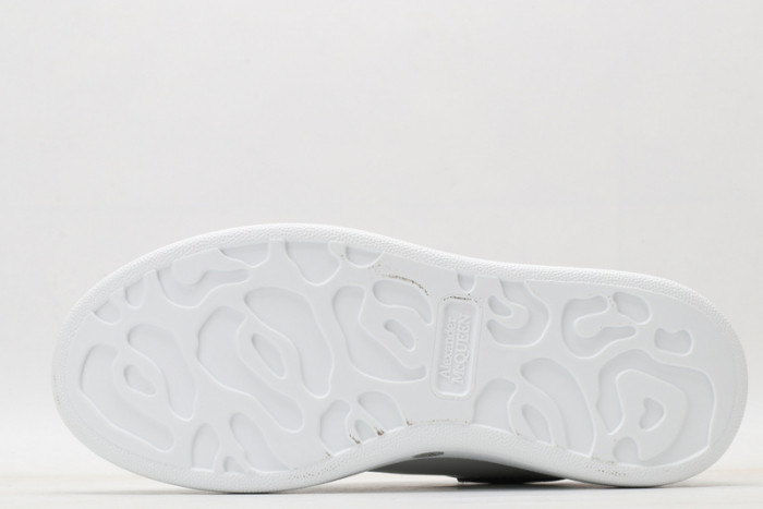 Mcqv*en oversized sneaker