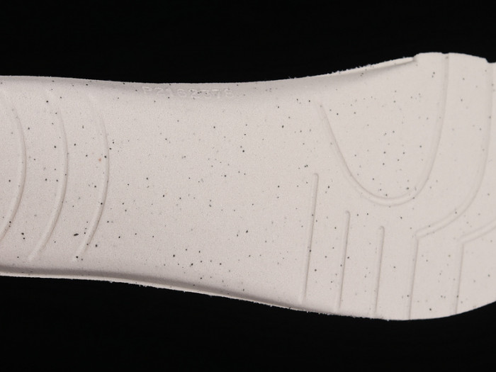 blc* triple s trainer