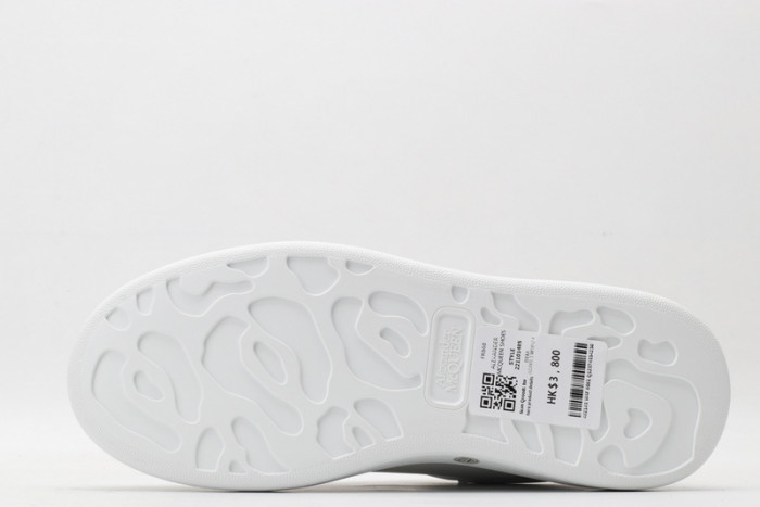 Mcqv*en oversized sneaker