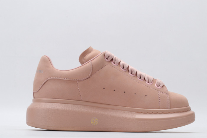 Mcqv*en oversized sneaker