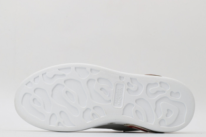 Mcqv*en oversized sneaker