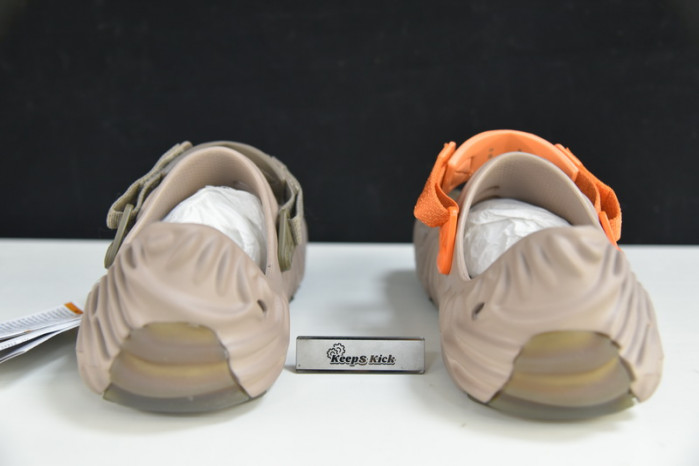 Cr*0*s pollex clog by salehe bembury urchin