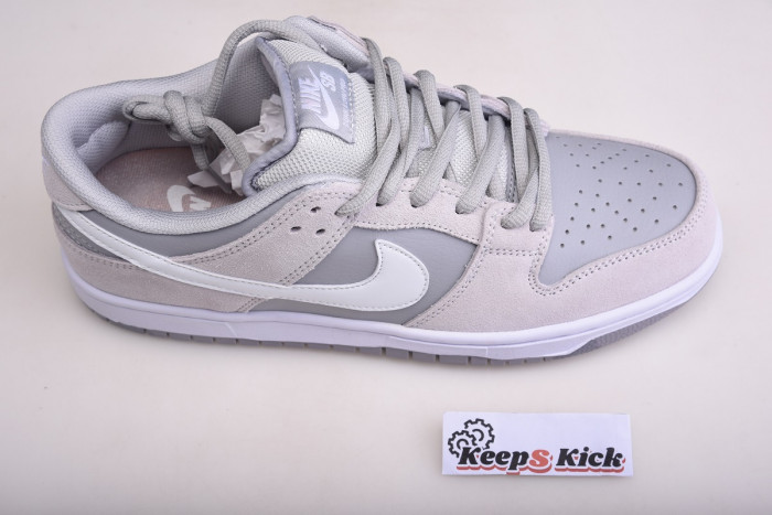 nike sb dunk low trd "summit white" ar0778-110