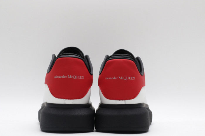 Mcqv*en oversized sneaker